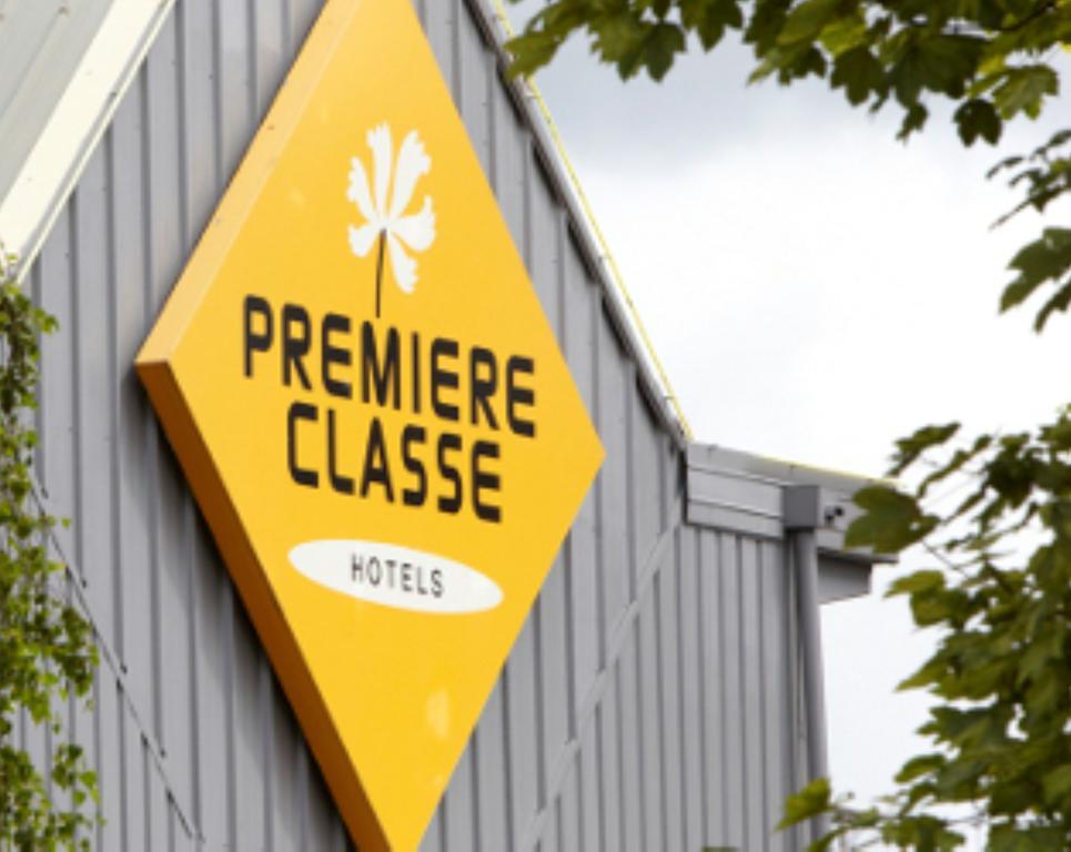 Premiere Classe Valenciennes Ouest Petite Foret Exterior photo