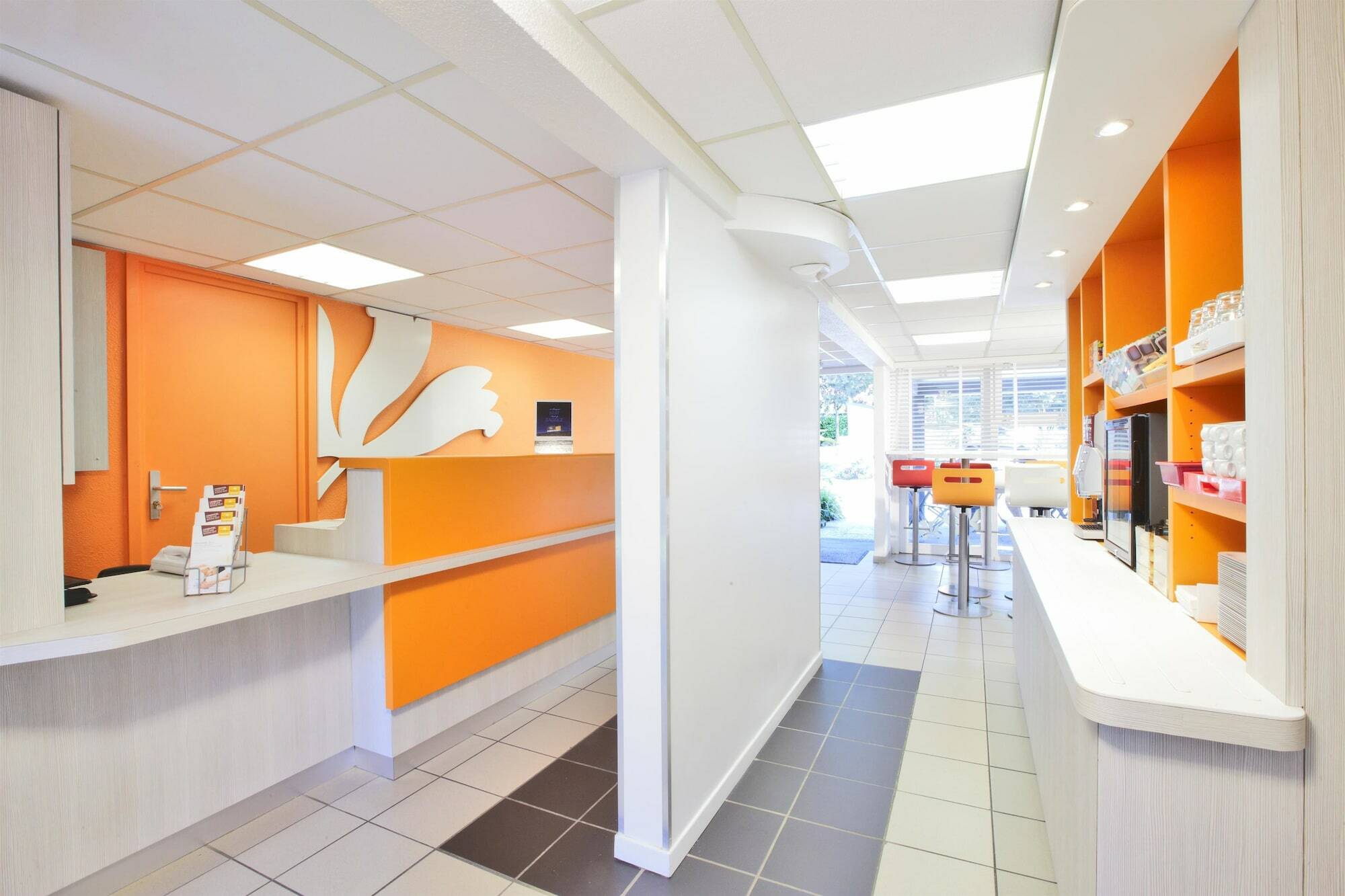 Premiere Classe Valenciennes Ouest Petite Foret Exterior photo